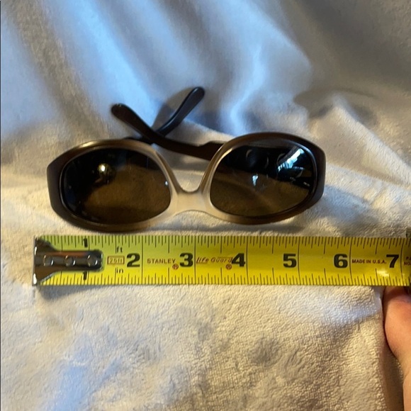 Genuine Vintage Fendi Sunglasses- Plastic Frame - Picture 16 of 16